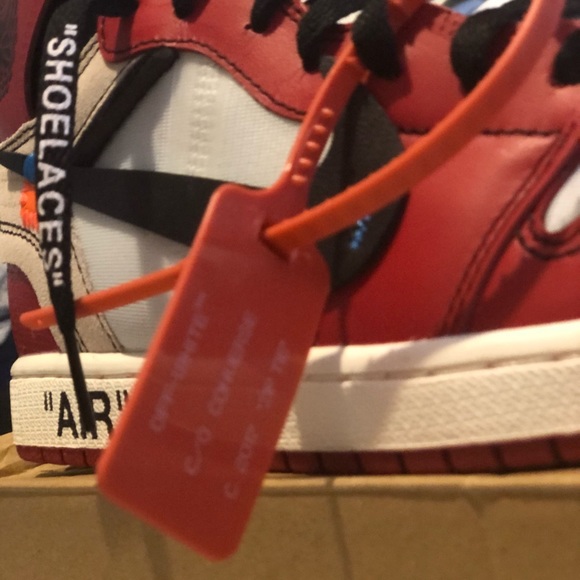 ** SOLD ** —- Jordan 1 Chicago Off White size 11 - Picture 5 of 8